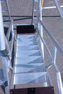 Double Width Span 33 Stairway Tower Stairway is a versatile unit which can easily convert Span 33 Double Width Mobile Tower Components into a stairway tower. It provides: Safe landing every 2M.