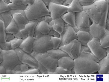 SEM images of Mo/Mo/ Sb2Te 3 /CdTe/CdS and Mo/Mo/ZnTe/CdTe/CdS after CdCl 2 treatment.