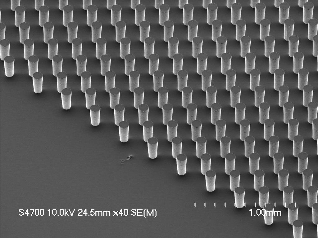 SARVEY et al.: MONOLITHIC INTEGRATION OF A MICROPIN-FIN HEAT SINK IN A 28-nm FPGA Fig. 5. SEM image of micropin-fins etched using the same process in a silicon wafer.