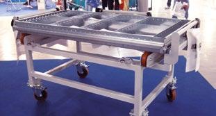 PERIMETRY EDGES The trays may be provided with perimetry edges of various heights suitable for creating
