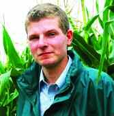 Making the most of maize Machinery Maize drills Speed, accurate singling and precision placement are what today s operators look for in a maize drill. CPM looks at some recent developments.