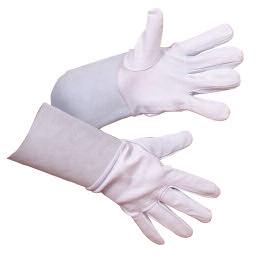 The glove is also extremely light weight, which increases the comfort to the wearer.