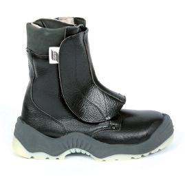 The boot is water and oil resistant and the seam is reinforced with rivets for maximum durability.