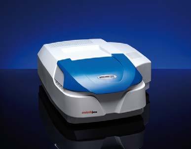 The integrated sphere is particularly suited for reflectance measurements of powders and samples with structured surfaces, such as cellulose, leather, textile fabrics or as in this case for silicon