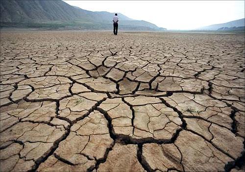 INCREASE IN EXTREME DROUGHT AFFECTED AREAS Water shortages due to changes in precipitation.