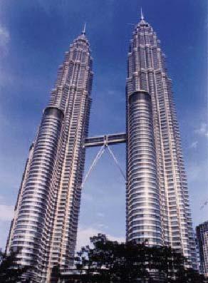 Petronas Tower (452 m) Cooling in buildings Petronas Tower Kuala
