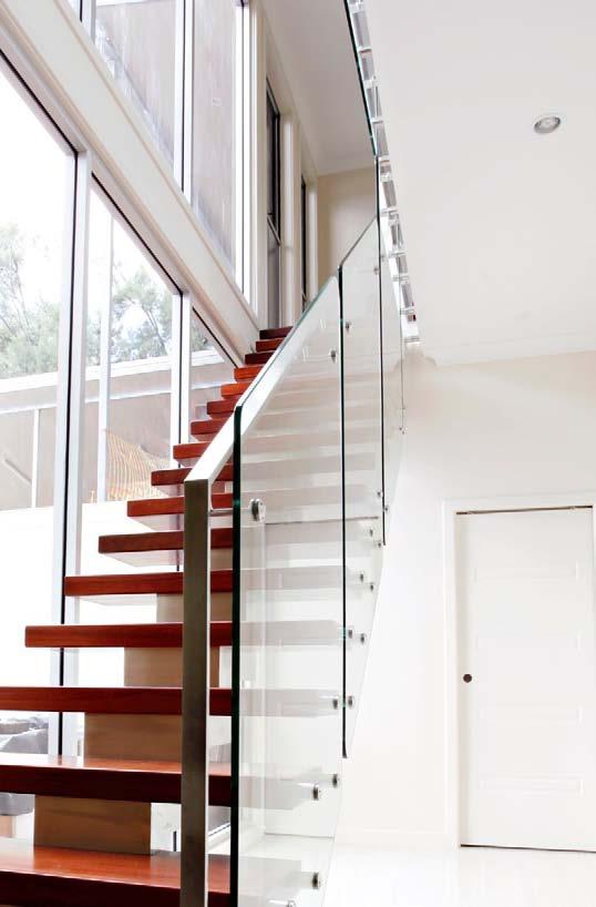 Vertical section. This offset between the line of glass and the ends of the staircase treads / stringer exterior surface is determined by the configuration of the A38D/A50D patch fitting system.