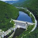 Hyperlink Hydroelectric power water storage in lakes Advantages Once the dam is built, the energy is virtually free. No waste or pollution produced. Much more reliable than wind, solar or wave power.