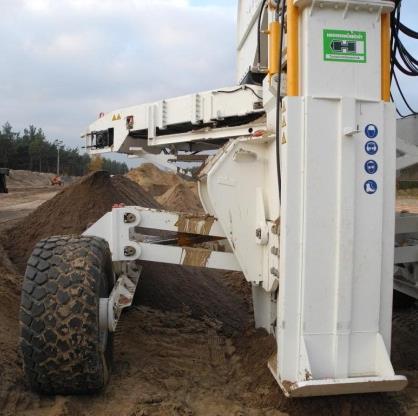 the pipeline No drilling fluid for transport of cuttings ->