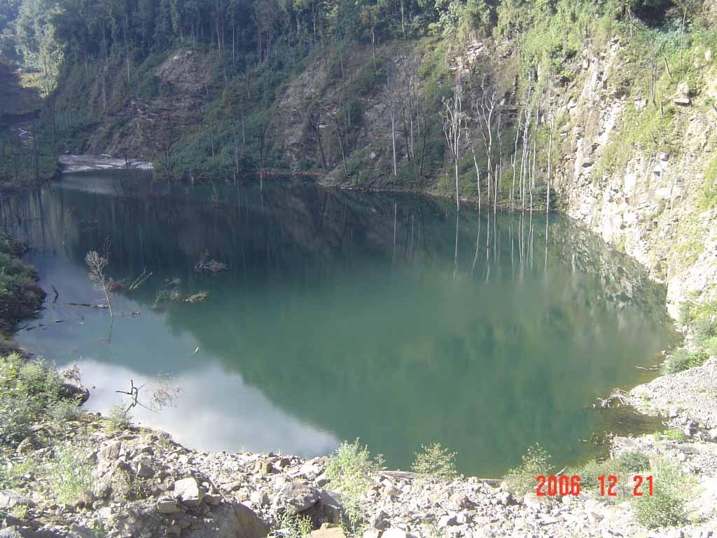 The State of Water Resources in Bhutan Karma Chhophel Hydro-met Services