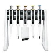 Picus electronic pipette l Certified reliability The Picus electronic pipette meets the strictest requirements of ISO 17025 and ISO 8655 thanks to its three-point calibration.