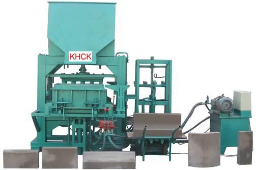 KHCK-ZY1500D MULTIFUNCTIONAL JOLT-SQUEEZE TYPE WALL&FLOOR BRICK FORMING MACHINE Feature: 1.