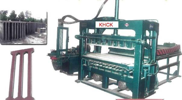 KHCK-ZY2000 MULTIFUNCTIONAL JOLT-SQUEEZE TYPE RAILWAY GUARD BAR FORMING MACHINE Feature: 1. It can produce multiple types cement products, such as railway guard bars etc. 2.