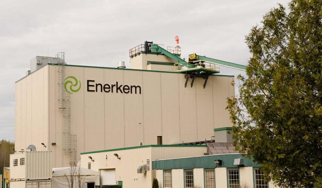 Photo 1: Enerkem s demonstration facility in Westbury, Quebec, Canada DEVELOPMENTAL OVERVIEW A significant outcome of the research effort was the definition of the final parameters and process