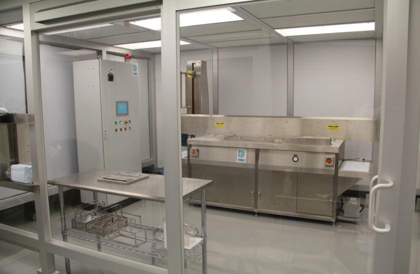 Cleanroom Facilities Laser Light Technologies has multiple cleanroom areas in our plant. Virtually all micromachining processes are carried out in soft wall cleanrooms that are class 1000 or better.