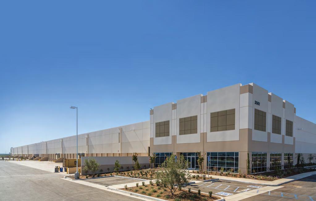 PARAMOUNT LOGISTICS PARK City of Shafter, Southern California THE NEW WEST COAST DISTRIBUTION HUB Paramount Logistics Park is a 1,625-acre, BNSF railserved industrial development that is