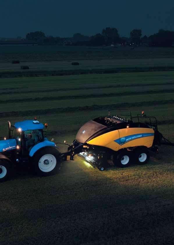 18 19 LIGHTING AND CUSTOMISATION POWERFUL LIGHTS.TAILORED CUSTOMISATION New Holland knows that baling is an around-the-clock activity, and that when the crop is ready, it is ready.