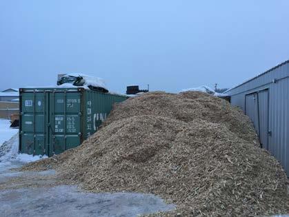 Winter 2015/16 The first set of chips were made from wooden pallets that were collected in Raven s yard during a 5-month period (August to November 2015).