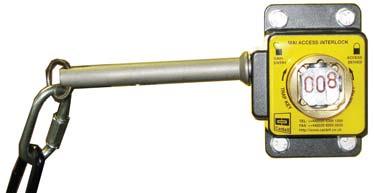 SMDL-SDMC Salvo Door Manual Chain The standard bolt of the Salvo Manual Door Lock is stainless steel and is mounted on the left-hand side of the door.