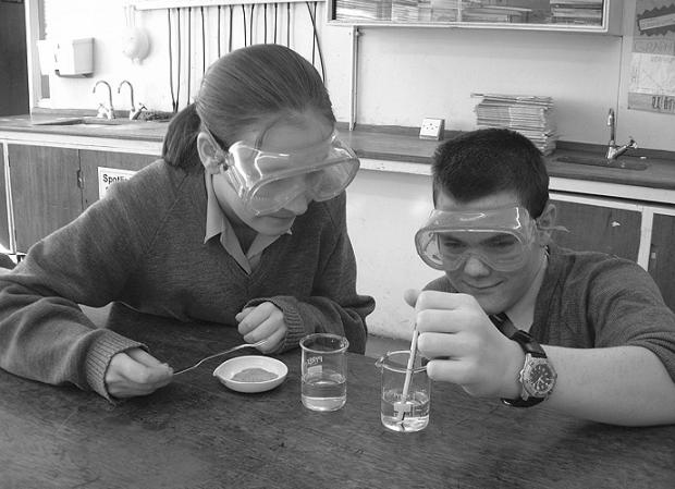 3. Sarah and Jim investigated the effect of temperature on the solubility of copper sulphate. They dissolved copper sulphate crystals in the same volume of water until no more would dissolve.