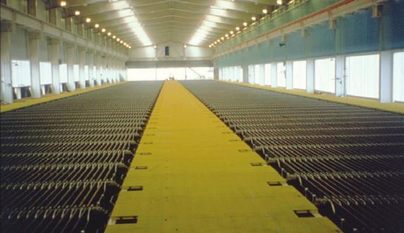 APPLICATIONS DURAGRID grating systems are designed to accommodate a wide variety of applications, such as: General Industry Consumer/Recreation