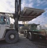 Transport Make sure that the crane and the deep-loaders have unimpeded access to the site.