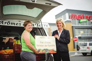 PrioritIES 2012 achievements ACTION Supporting local suppliers In June, Super C became the first discount banner to identify their Aliments du Québec products, as well as Aliments préparés au Québec,