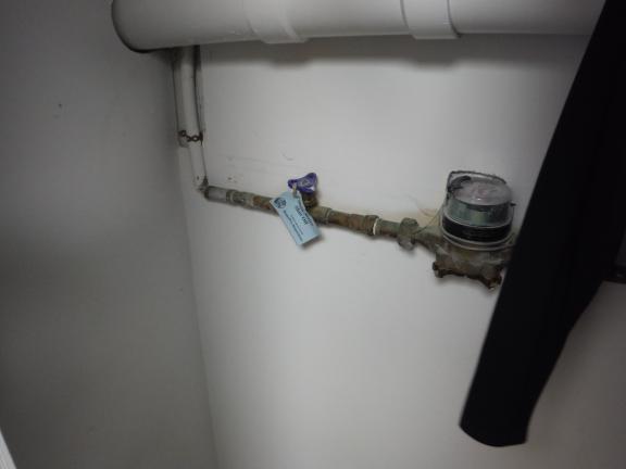 However, no leaks were noted by the inspector and the homeowner stated that he has not had any issues.