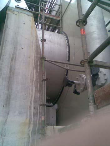 The turbine is connected to the condenser through an expansion joint; the turbine is also protected against overpressure