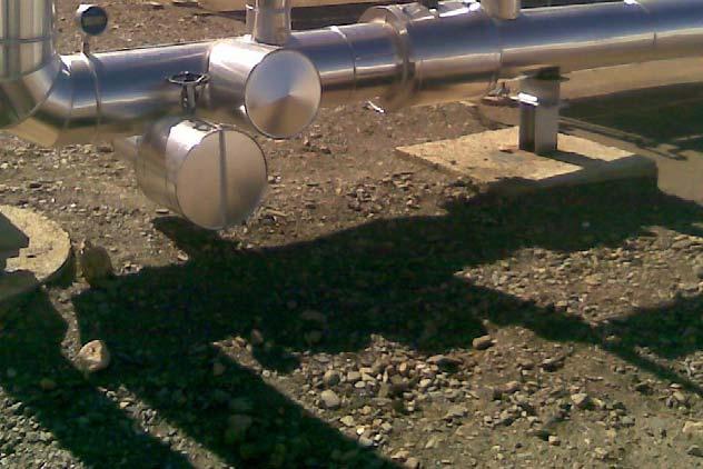 The configuration type has pressure and temperature transmitters that manage the flow with a control flow algorithm.