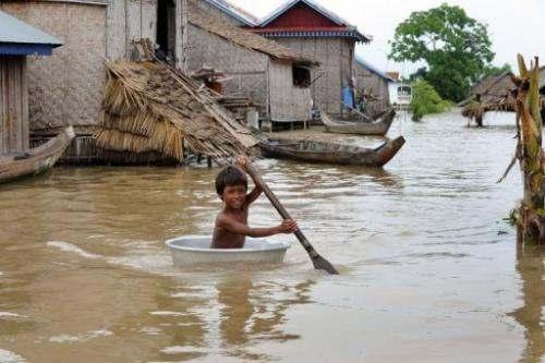 Dead 250; 1,593,976 persons of 354,217 families affected; More than 23,000 families evacuated to higher ground.