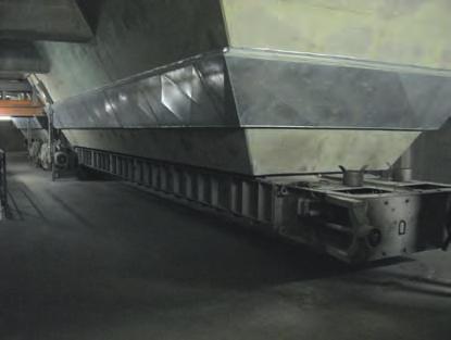 Bunker Discharge Conveyors Bunker discharge conveyors are typically fitted with standard round-link chains that are connected to form