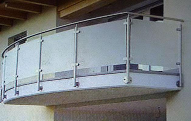 Stainless Steel Railing Product Code : 07 Owing to our rich industry expertise, we have been able to manufacture and supply the supreme quality Stainless Steel Railing.