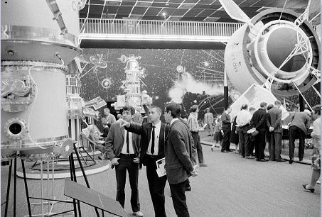 UNISPACE+50 Towards UNISPACE+50 in 2018 2018 marks the 50 th anniversary of the first UN Conference on the Exploration and Peaceful Uses of Outer Space (UNISPACE), held in Vienna in 1968 Committee on