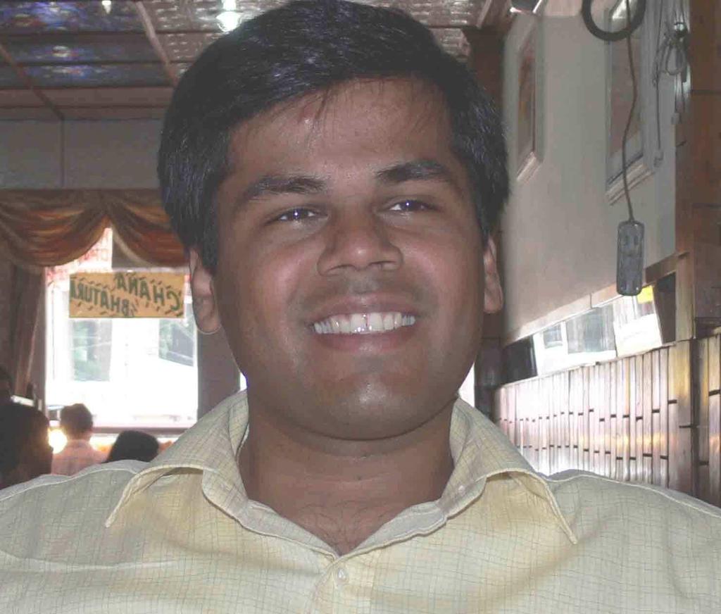 About the author 150 About the author Paresh Vijay Paluskar October 2, 1978 Born in Pandharpur, in the province Maharashtra, in India 1983-1994 Elementary Education, Mumbai 1994-1997 Diploma in