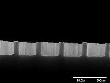 130nm Si 200nm 70nm 9Ox 500mm Figure 13. 70 nm line / 200 nm space etch result after stripped the 3.