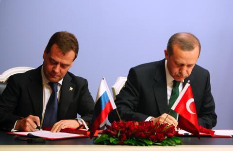 May 2010 July December 2010 March 2011 Akkuyu Project Status Signing the Intergovernmental Agreement between the RF and the TR. The Law ratifying the IGA enters into force in Turkey.