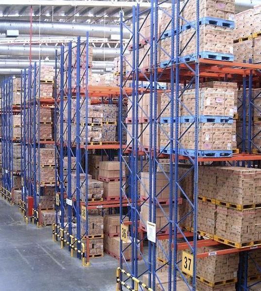 S C I DOUBLE DEEP RACKING Double Deep Racking stores two pallets deep, or four pallets deep in a double entry rack.