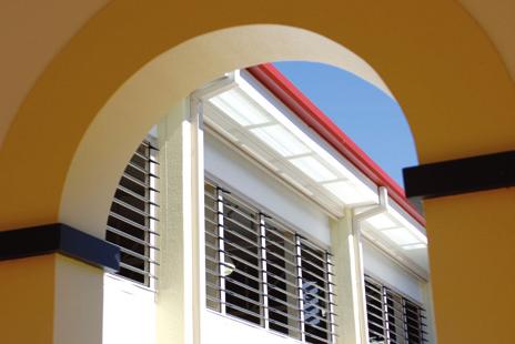 It is possible to achieve the benefits of good ventilation, and ensure safety and security, simply by choosing the right louvre windows.