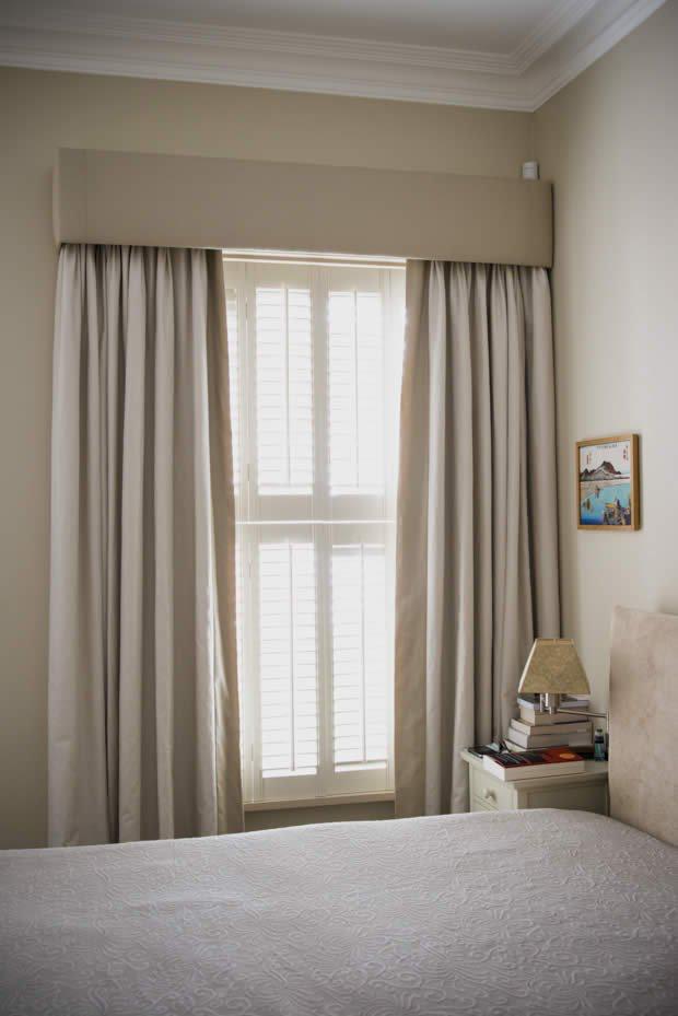 the wall to create a seal Close curtains or blinds when you have the heating on, especially at night by leaving curtains or blinds open, you're wasting money and energy To keep the heat in,