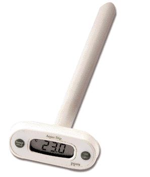 HI 983310 Aqua Dip Water-resistant TDS Meter new To perform simple and fast TDS measurements in places with a high percentage of humidity, HANNA instruments offers the Aqua Dip.