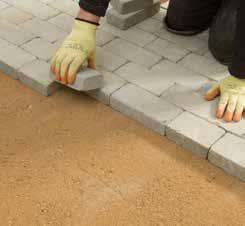 Installing paving on a full mortar