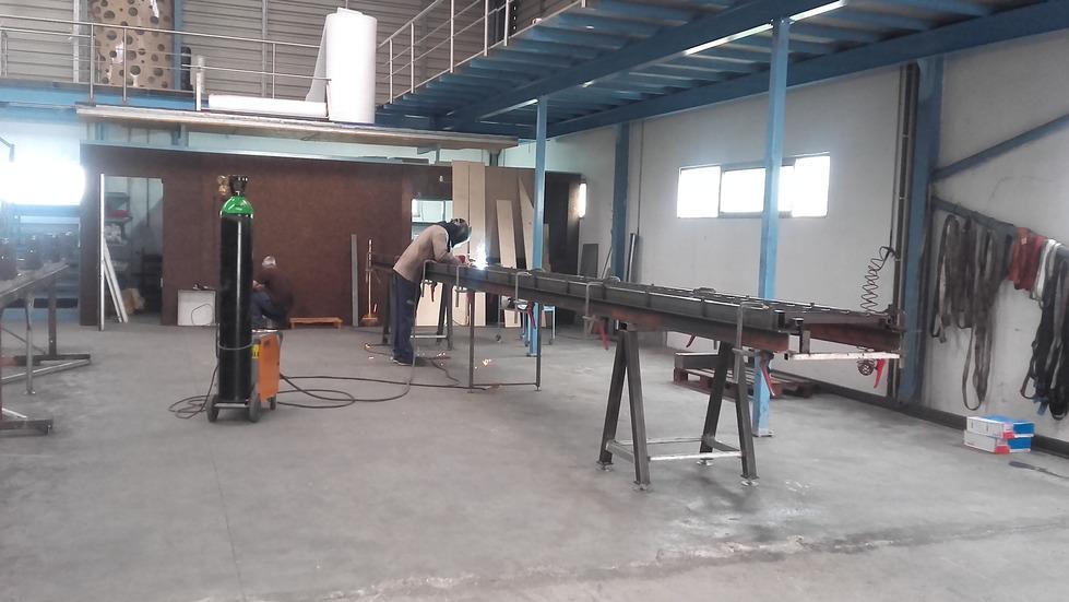 MECHANICAL METALWORKING In the field of machine tools and production currently has at its disposal the most recent conventional machinery and equipment as mentioned below.