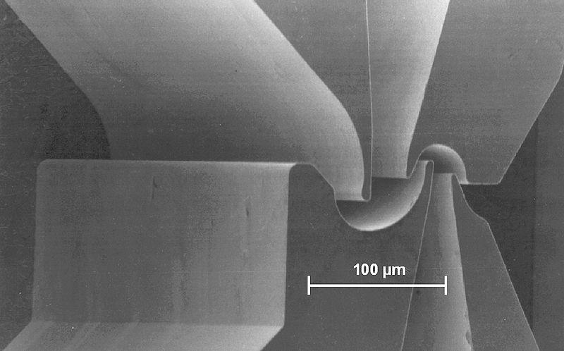 well controlled and capable of higher resolutions than wet etch. Dry etch can produce both isotropic and anisotropic profiles with critical dimensions much less than 1 µm.