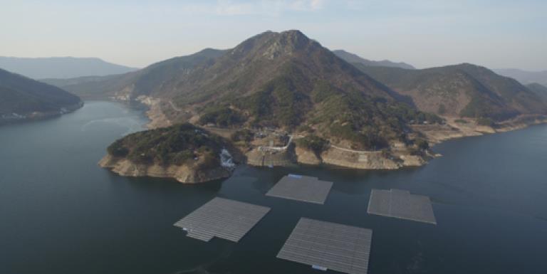 2 MW floating solar project on Boryeong dam reservoir, South Korea