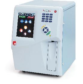 Slide stainer Standarized and repeatable staining with significant time saving for operator Up to 10 slides at the same time Dedicated for blood smears Compact size
