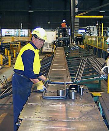 3 BENDS IN REINFORCEMENT 3.1 AS/NZS 4671 Bend Test Requirements A bend or rebend test is specified in AS/NZS 4671 as one of the qualitycontrol tests for reinforcing bars during manufacture.
