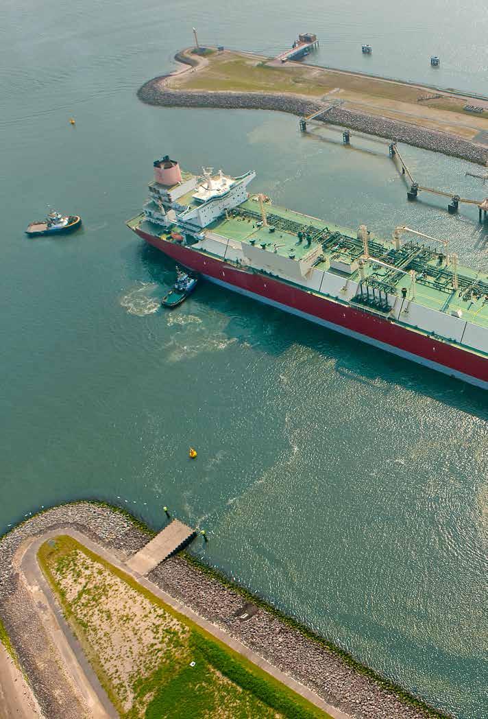 Smit Lamnalco has developed a world-class capability to deliver innovative solutions for the LNG terminal sector and is committed to expanding