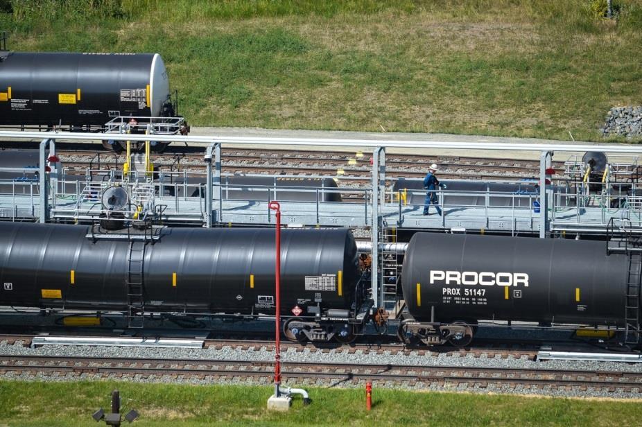 Current Assets Delaware City Heavy Crude Unloading Rack West Rack - heavy crude oil rail unloading terminal Current discharge capacity: 40,000 bpd Unit-train capable, steam and nitrogen