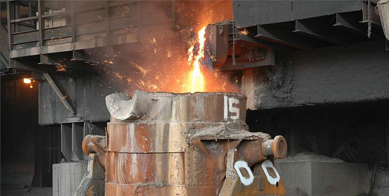 IRON PLANT 1 EXECUTIVE SUMMARY Highveld Steel and Vanadium was founded in 1960 with the objective of building a unique plant with the ability of beneficiating vanadium bearing Titaniferrous ore from